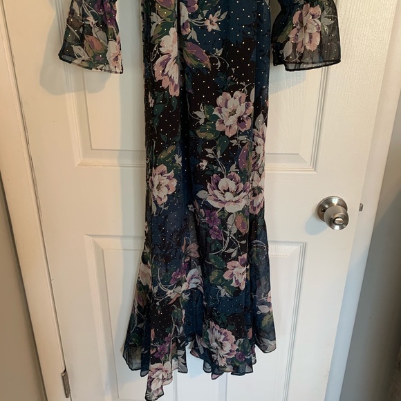 Floral dress - Picture 7 of 8